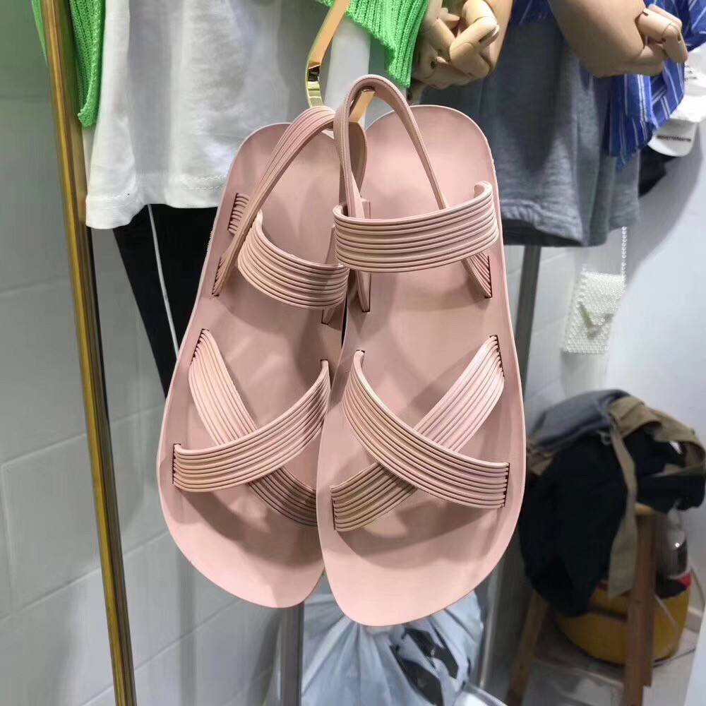 Sandal nữ nhựa cao cấp quai chéo đi mưa, Dép nữ quai hậu siêu bền đi học, đi chơi, đi du lịch không thấm nước DG17 TT&GĐ