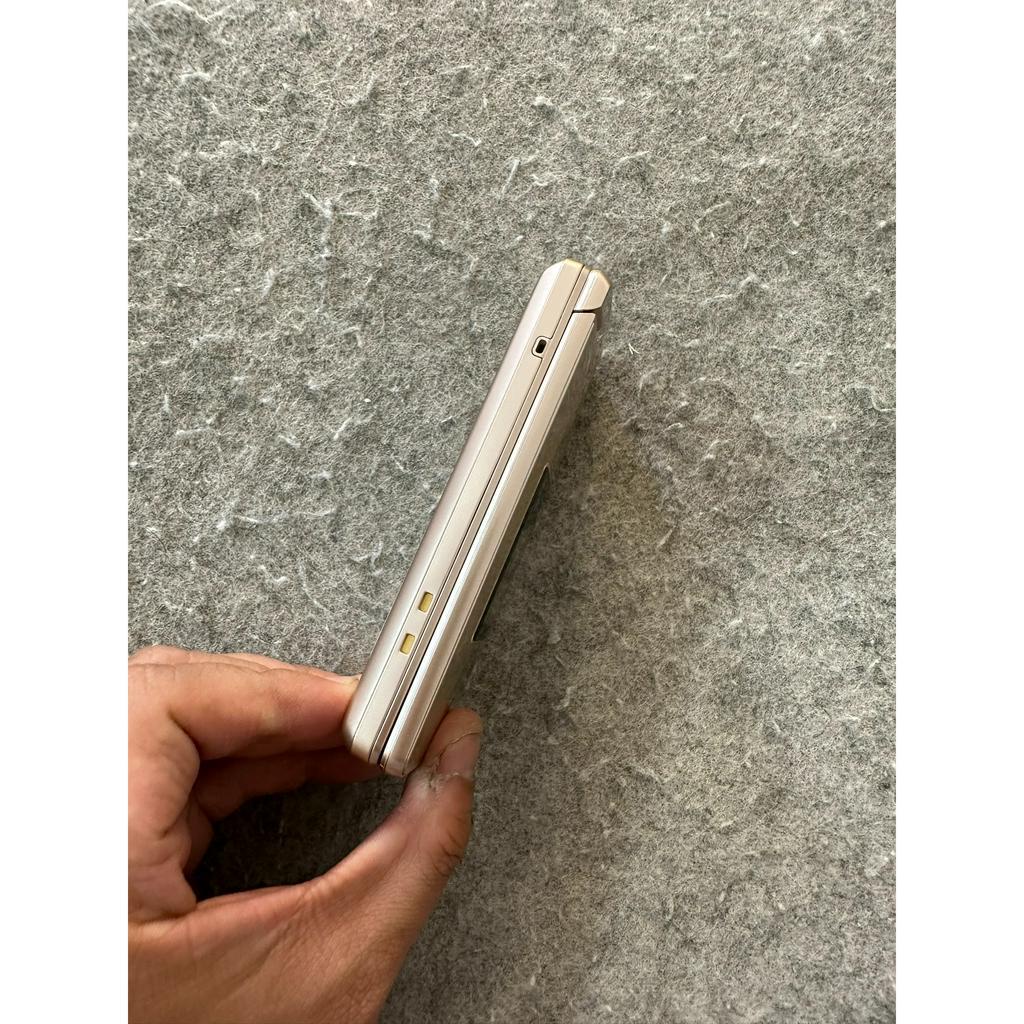 Điện thoại Sharp 807sh nhà mạng Softbank Chính hãng