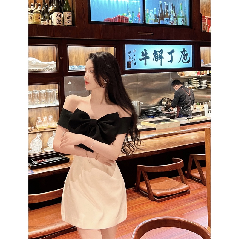 Đầm Váy Thiết Kế Trễ Vai Màu Kết Hợp Đen Trắng Chữ A Có Nơ Trước Ngực Phong Cách Hàn Quốc Phù Hợp Đi Tiệc Cưới Du Lịch | WebRaoVat - webraovat.net.vn