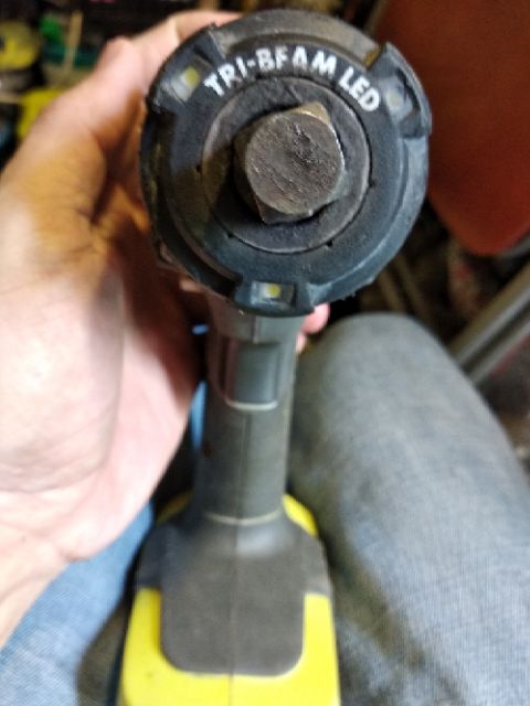 Máy bulong Ryobi 18v