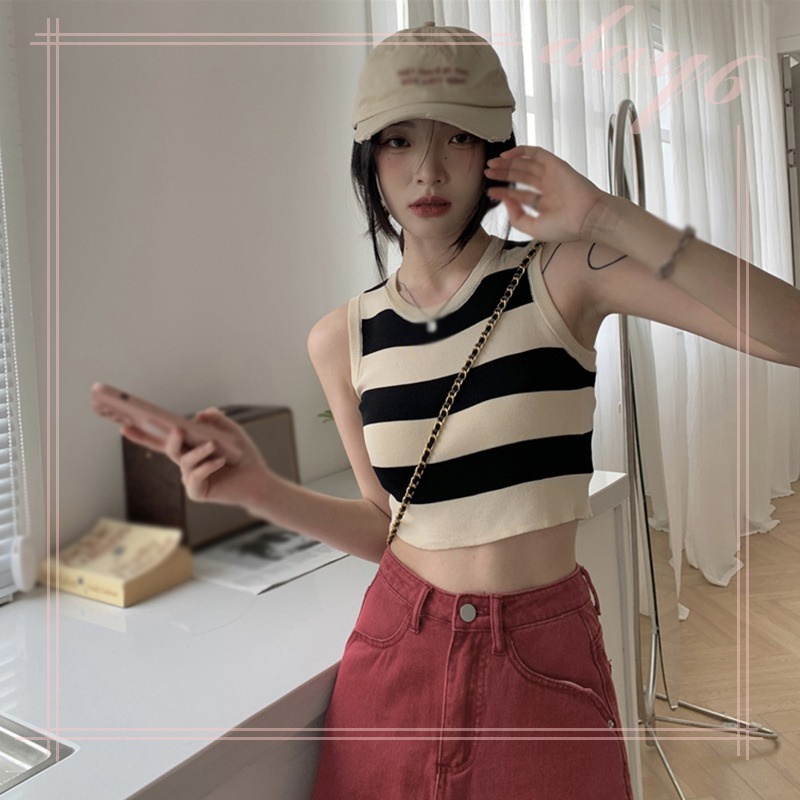 Áo Tank Top Dệt Kim Sát Nách Cổ Tròn Họa Tiết Kẻ Sọc Màu Tương Phản Cá Tính