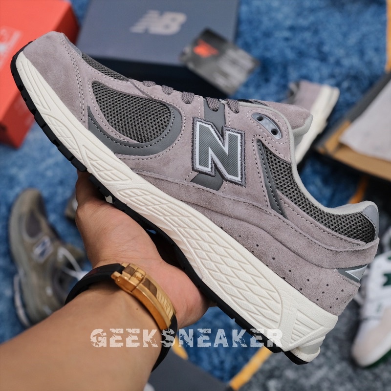 [GeekSneaker] Giày Sneaker NB2002R New Balance 2002R Marblehead Light Aluminum