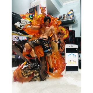 Mô hình ACE cao 35cm ( có led)- mô hình one piece