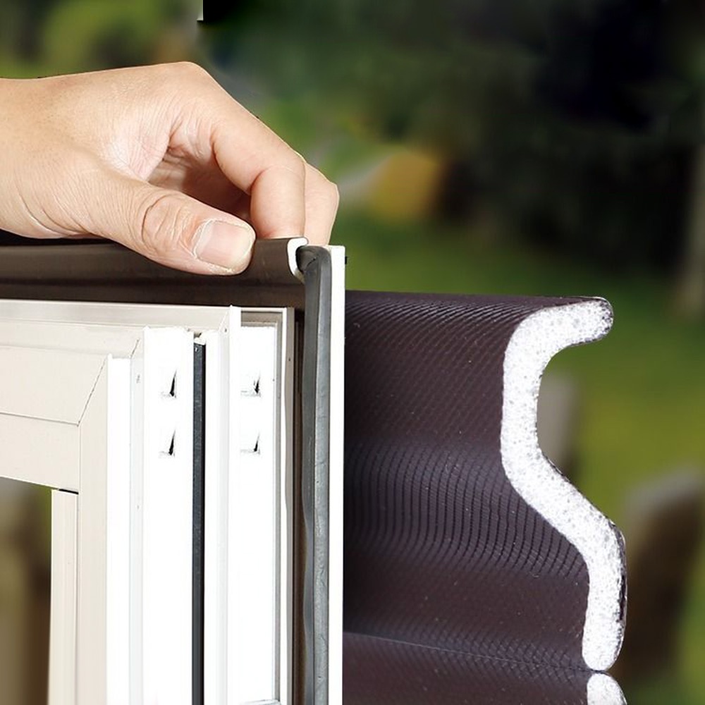 Cuộn Băng Keo Xốp Dán Viền Cửa Sổ Chống Bụi Chống Nước Tiện Dụng