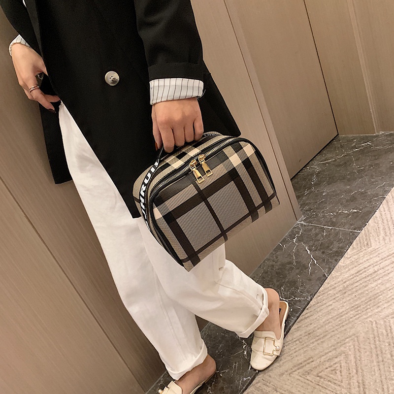 Túi Đựng Mỹ Phẩm Tiện Dụng Mang Đi Du Lịch Cho Bạn Gái