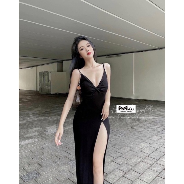 Váy 2s xoắn ngực xẻ đùi
