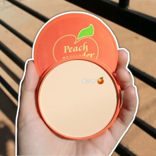 Phấn nén kiềm dầu trái đào Heng Fu
