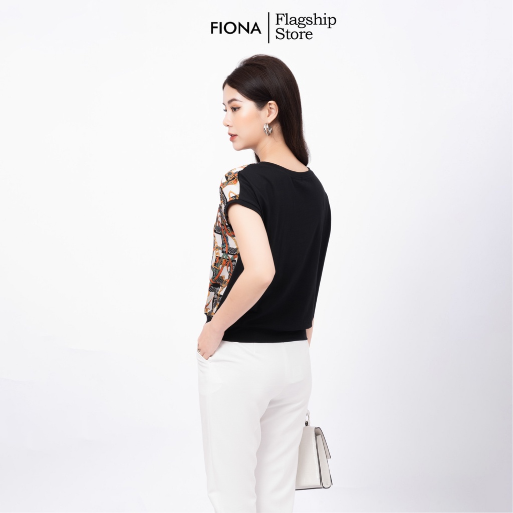 Áo thun nữ,  tay liền thân trước phối vải họa tiết - F521186 [FIONA]