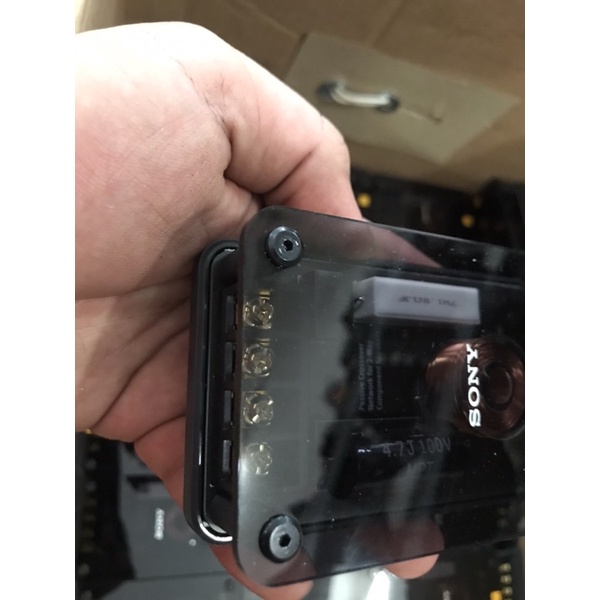1 cặp phân tầng 1 đường bass 1 đường chép của xe hơi hãng Sony