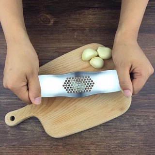 Ép tỏi ĐỨC