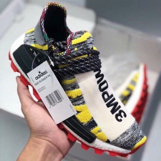 GIÀY Thể thao  HUMAN RACE SOLARHU PHA MÀU VÀNG TRẮNG ĐẾ ĐỎ [ TẶNG MÓC KHOÁ + FULL BOX ]