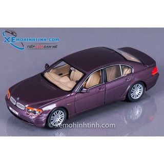 Xe Mô Hình Bmw 745I 1:24 Welly (Tím)