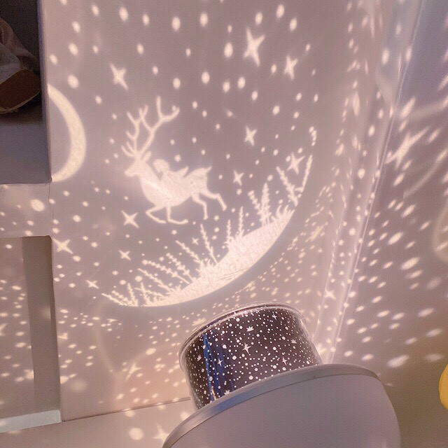 Đèn chiếu trần đèn led xoay tự động chiếu ngàn sao bluetooth phát nhạc đèn ngủ đèn trang trí