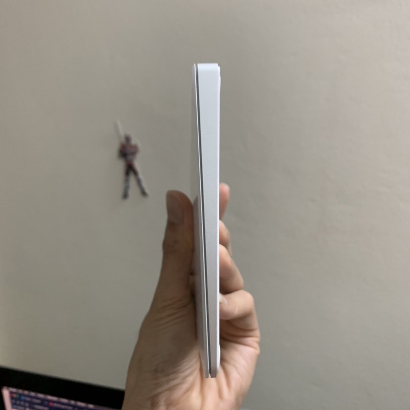 Bàn di chuột Apple Magic Trackpad 2 New 95-99%