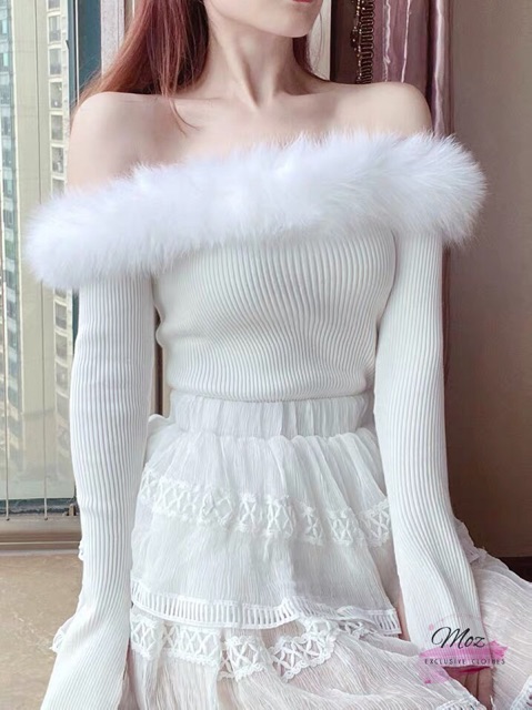 Áo len lông trễ vai