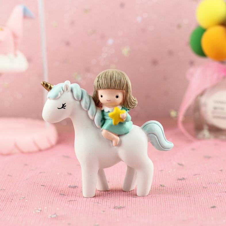 trang trí bánh kem sinh nhật [FREESHIP❤️] bé gái cưỡi ngựa dễ thương