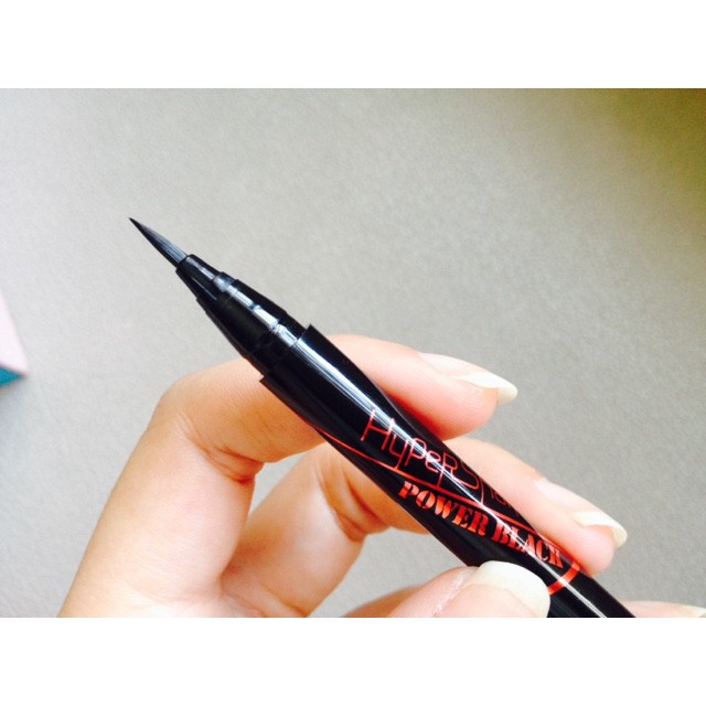 Kẻ mắt nước Maybelline Hypersharp Power Black Liquid Liner 0.5g