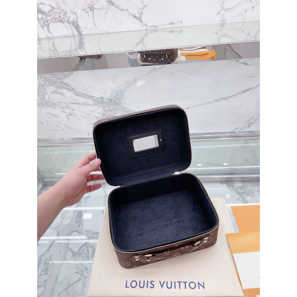 Louis Vuitton LV Makeup Bags Túi đeo chéo Túi xách nữ