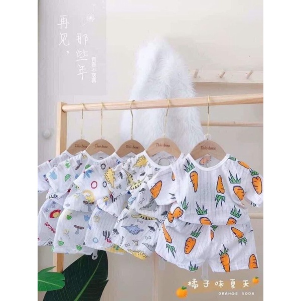 Bộ cotton giấy cộc tay cài vai cho bé trai bé gái sơ sinh từ 3-22kg hàng đẹp, giao màu ngẫu nhiên