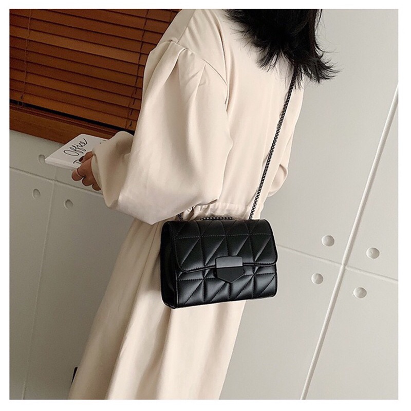 Túi Xách Nữ Đen Đeo Vai Đi Làm Đi Chơi Chất Da Dây Xích Cao Cấp - Túi 04