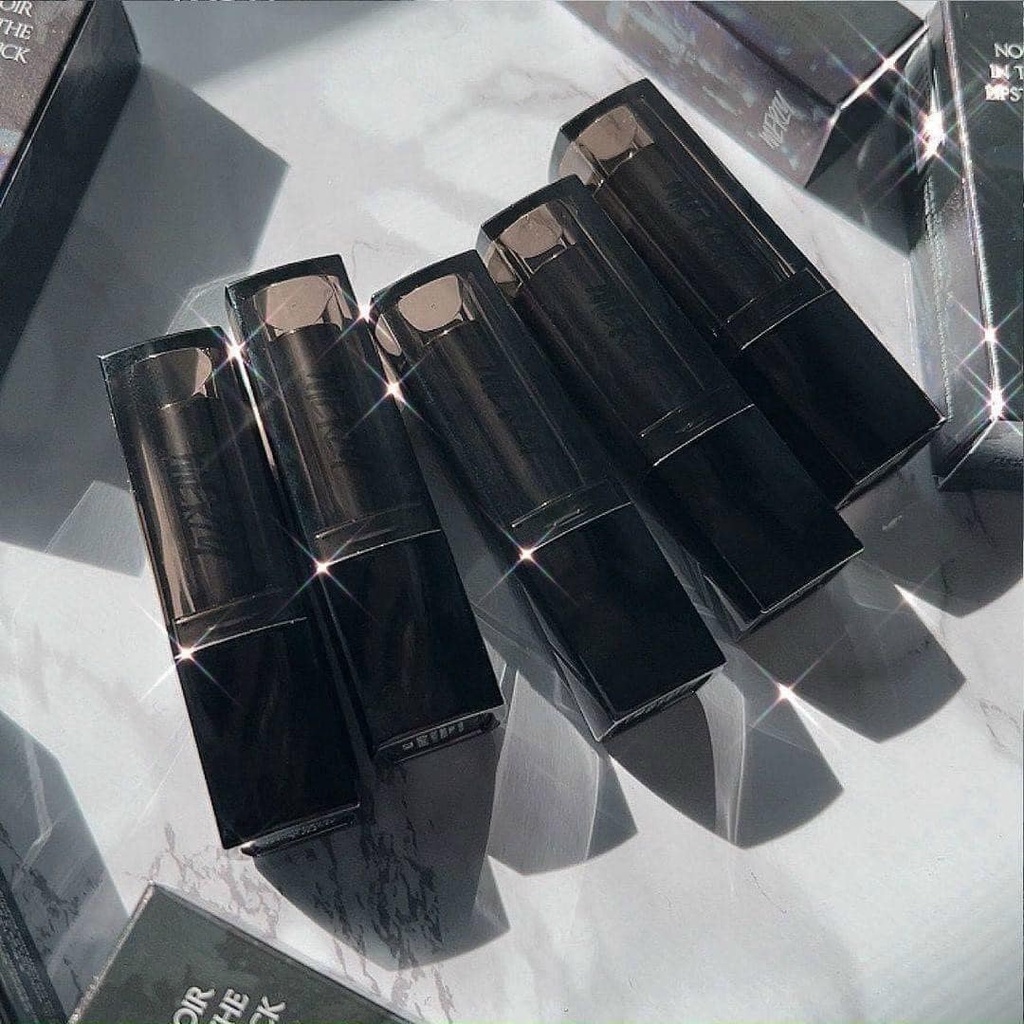 SON MERZY NOIR IN THE LIPSTICK