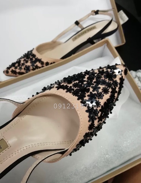 Sandal cao gót đính hoa ZaRa - hàng dư xịn. Ảnh thật