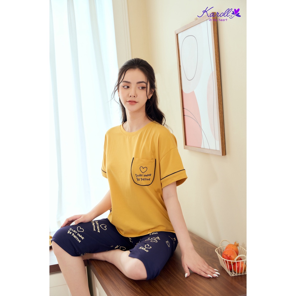 Đồ bộ mặc nhà nữ Karoll chất cotton quần ngố áo tay cộc phong cách trẻ trunng NH22.052