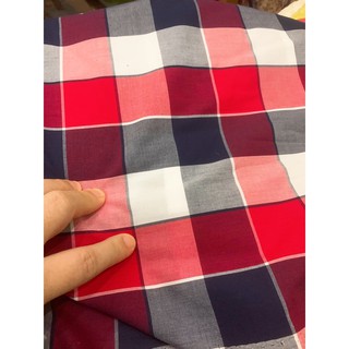 Vải thô kẻ đỏ đen Old navy