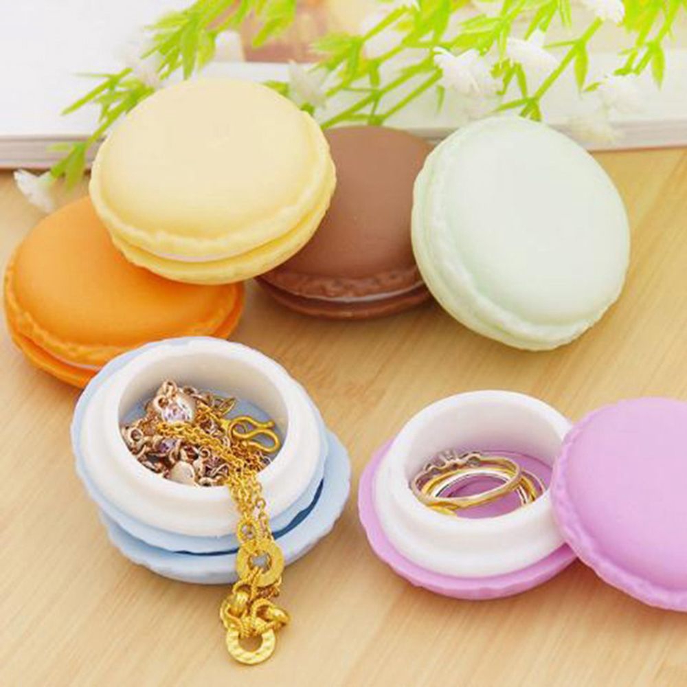 Hộp đựng trang sức hình bánh macaron màu ngẫu nhiên