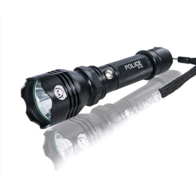 Đèn pin sạc C6