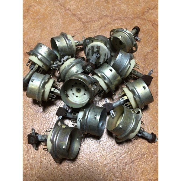 Đế đèn 9 Chân tăm