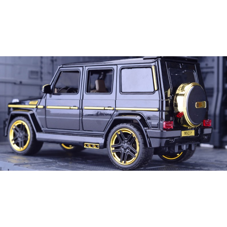 Xe mô hình tĩnh Mercedes-Benz Barbos G65 tỉ lệ 1:24