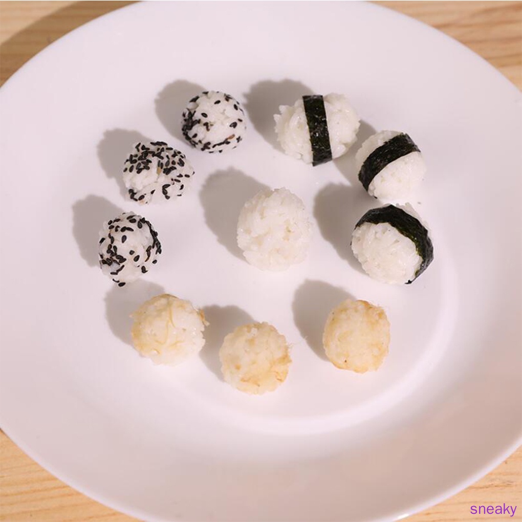 Khuôn Làm Cơm Cuộn 3 Ngăn Bằng Nhựa Chống Dính Diy