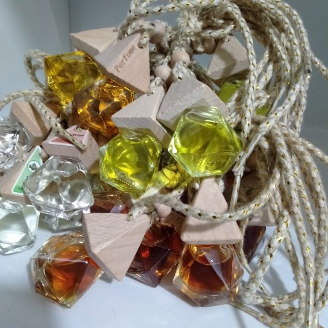 [Bảo bối khử mùi chống say ô tô] Tinh dầu treo xe ô tô hoặc phòng ... có 20 vị tự chọn (sỉ=lẻ, vui lòng ko hỏi giá sỉ) | BigBuy360 - bigbuy360.vn