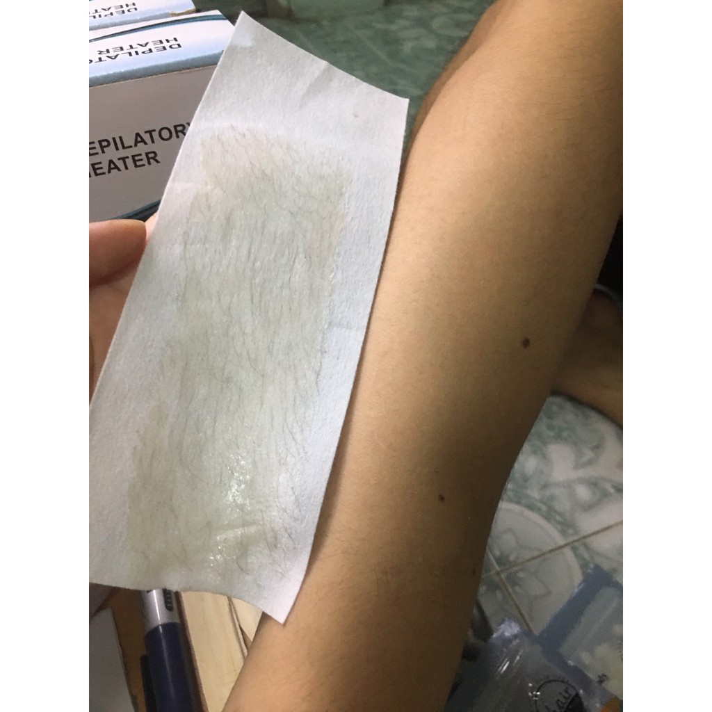 Sáp Wax lông triệt lông tại nhà đầu con lăn tiện lợi không cần dùng que quét sáp