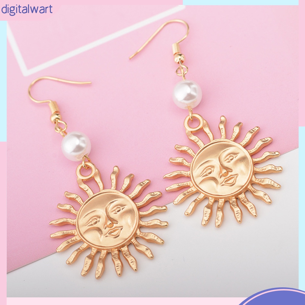 Đôi khuyên tai dáng dài trang trí mặt trời và đính ngọc trai xinh xắn cho nữ