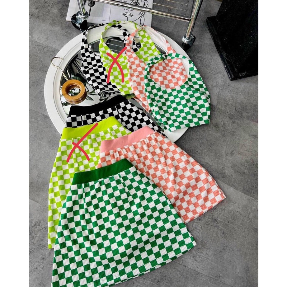 Sét bộ caro áo yếm đẹo cổ croptop phối chân váy chữ A ôm cực xinh , chất thun gân dày dặn mk