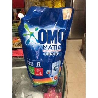 Nước giặt OMO Matic Giữ Màu cho máy giặt cửa trước 3,7kg