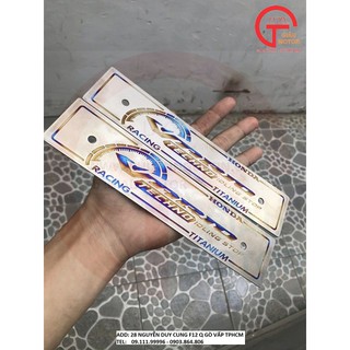 LEO - BẢNG TÊN TITAN GẮN CHO  XE VARIO, TẶNG 1 MIẾNG TEM DÁN NGẪU NHIÊN