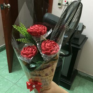 Bó hoa giấy nhún