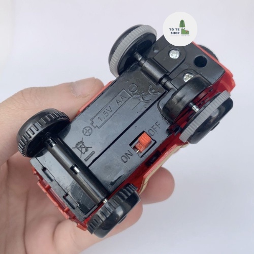 Bộ lắp ráp đường ray ô tô đồ chơi, gồm 88 chi tiết cho bé thảo sức sáng tạo.Lắp ghép đường ray xe địa hình