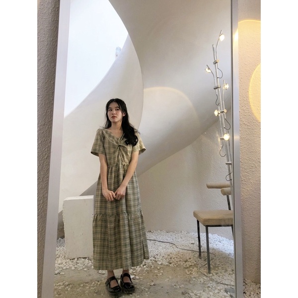 Váy xoắn ngực dáng dài ULZZANG freesize-ảnh shop tự chụp