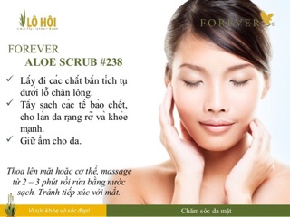 Sữa rửa mặt tẩy da chết Forever Aloe Scrub