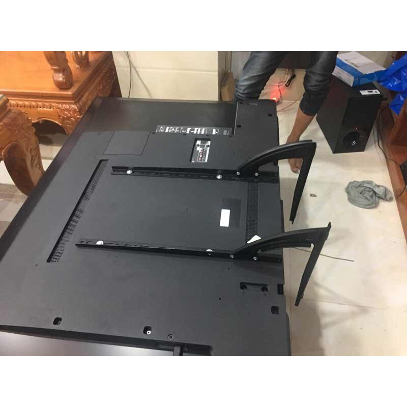 Chân đế tivi đa năng 32-75 inch phù hợp với mọi màn hình