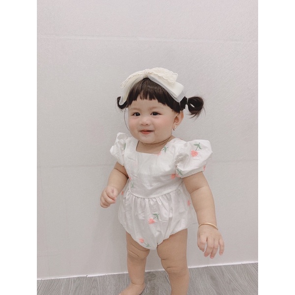 Body trắng hoa nhí hồng nơ lưng xinh xắn điệu đà cho bé gái