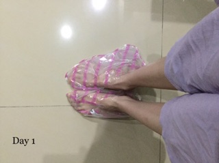 Mặt nạ ủ chân lột da chết