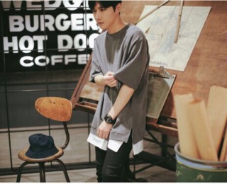 Áo longline xẻ tà đôi