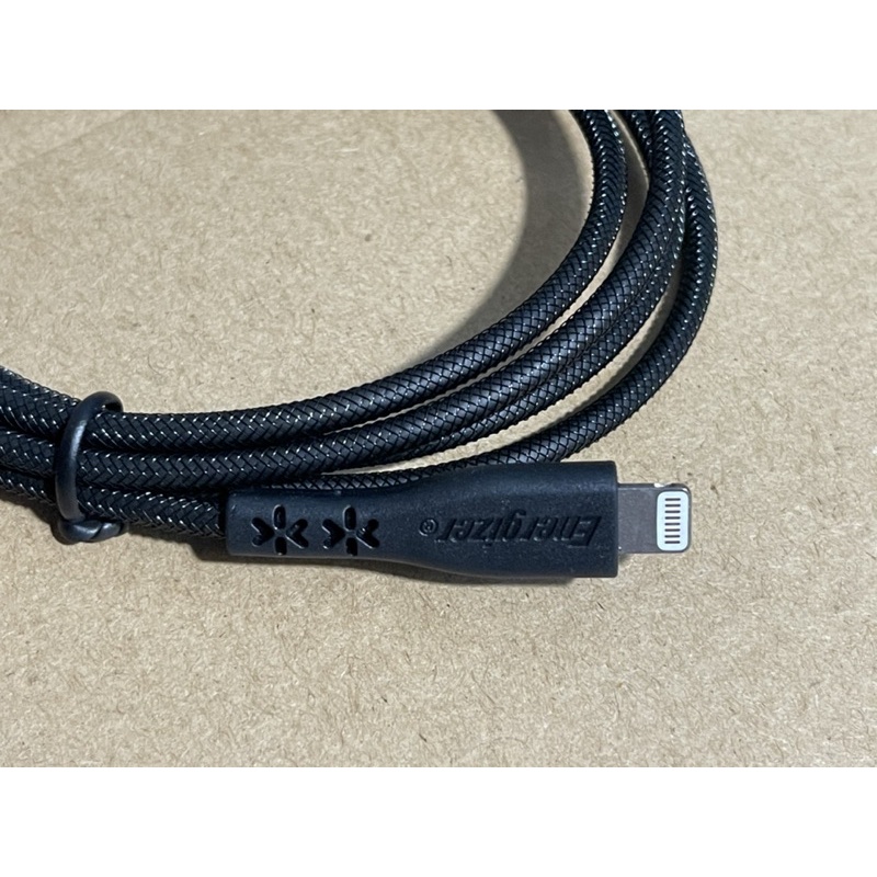 Cáp USB A To Lightning Energizer MFi 1.2m C41UBLIG (Hàng New No Box)