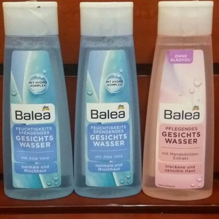 Nước hoa hồng balea