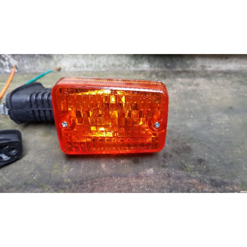 NẮP CHỤP XINHAN CUB ĐÈN VUÔNG HÀNG THÁI